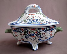 Soupière décor Vieux Rouen