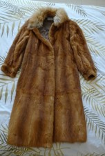 Manteau Fourrure Renard taille 38/40 excellent état + de renseignement 