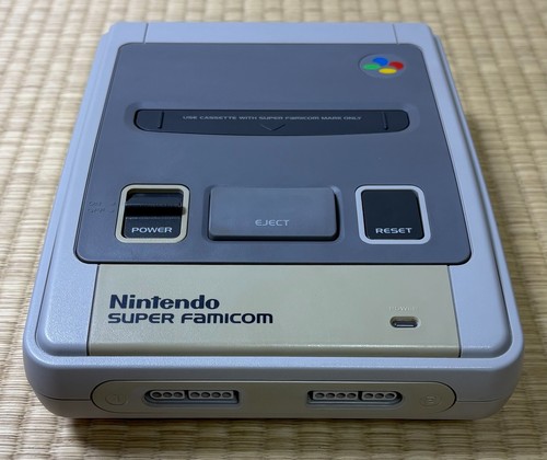 Nintendo super famicom console - nintendo,