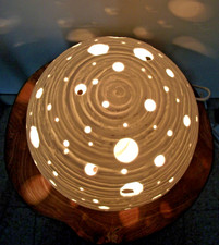 lampe en faience blanche