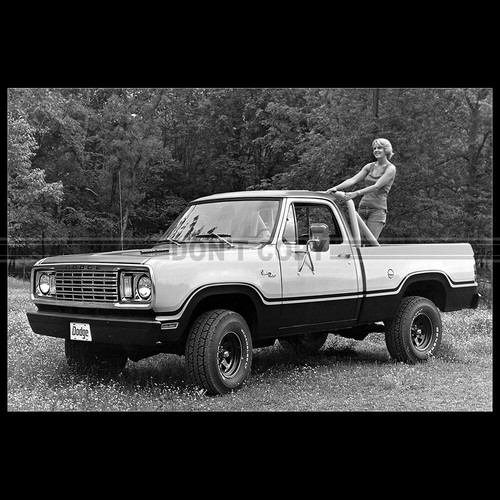 Photo 029221 dodge w150 - a.029221,