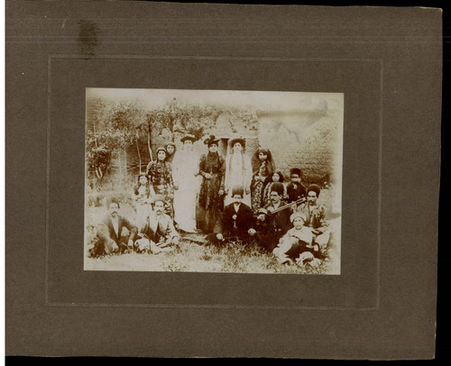 Group outdoor with musicians