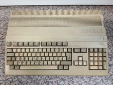 ORDINATEUR CONSOLE VINTAGE AMIGA COMMODORE A500 NON TESTÉ - A REPARER OU PIECES