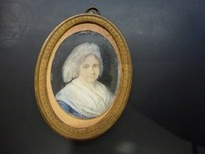 miniature fin 18ème de femme