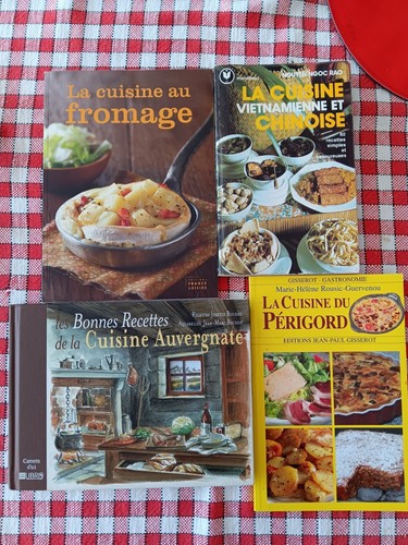 Lot livres de cuisine - 4,