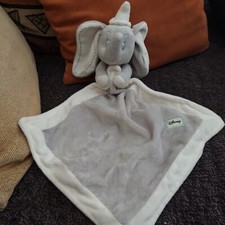 Doudou Mouchoir Dumbo Disney