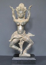 Apsara en Bronze, Cambodge