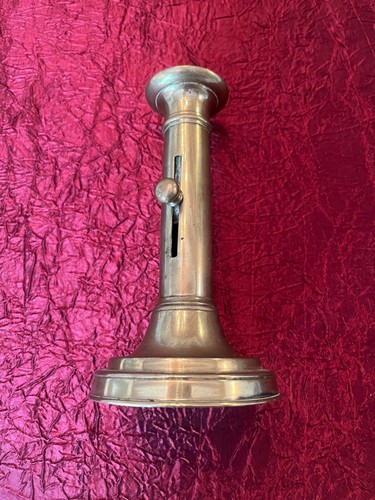 Ancien bougeoir poussoir en - à,