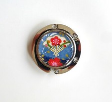 Accroche sac à main rond, au motif d'éventail sur fond bleu (papier origami).