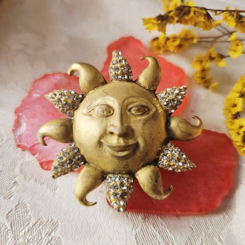 Broche vintage soleil - vintage, musée