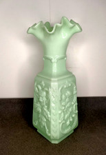 Ancien Vase En Opaline De Portieux.