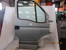 Porte avant droite Renault MASTER II FOURGON 7751474637