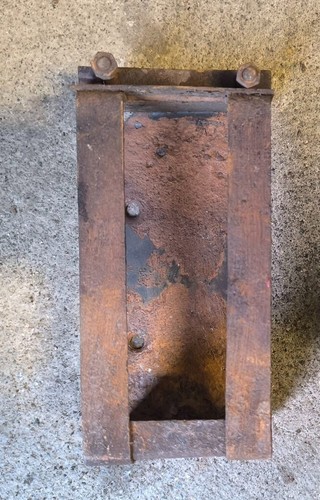 Boite batterie moto - boite,
