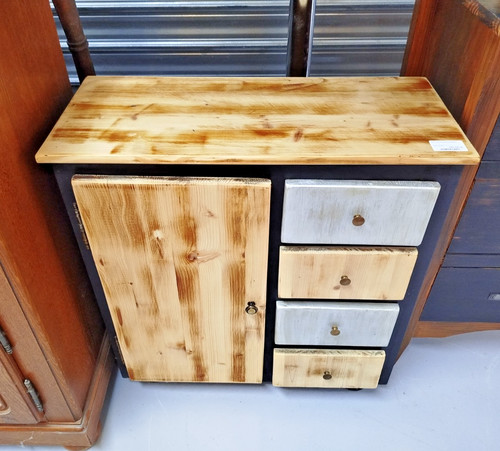 Petit meuble peint industriel - peint,