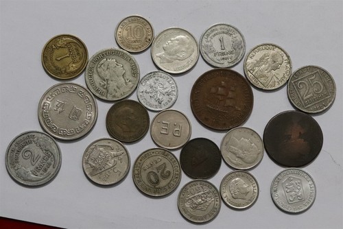 World old coins - 🧭,