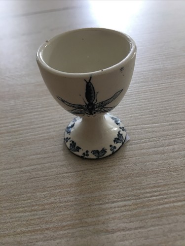 Ancien coquetier favori - ancien,