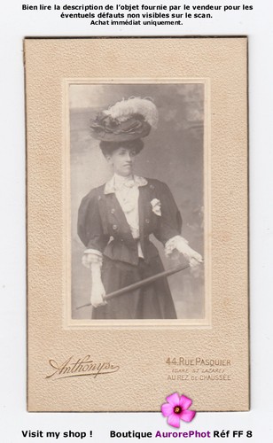 Femme élégante chapeau à - femme, au