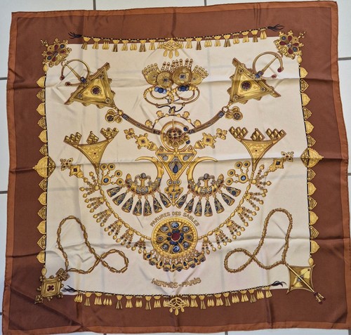 Foulard carré hermès parures - foulard,