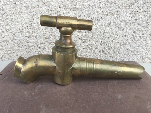 Ancien robinet laiton - laiton, /