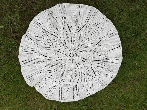 Vintage grand napperon rond - rond, en