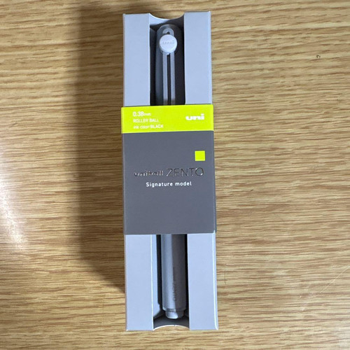 Mitsubishi pencil uniball - pencil,