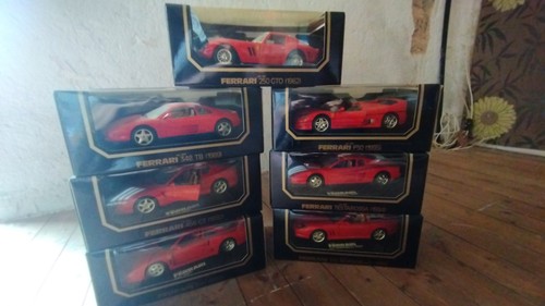Voiture miniature ferrari - voiture,