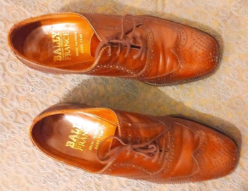 Chaussures pour homme - chaussures, a