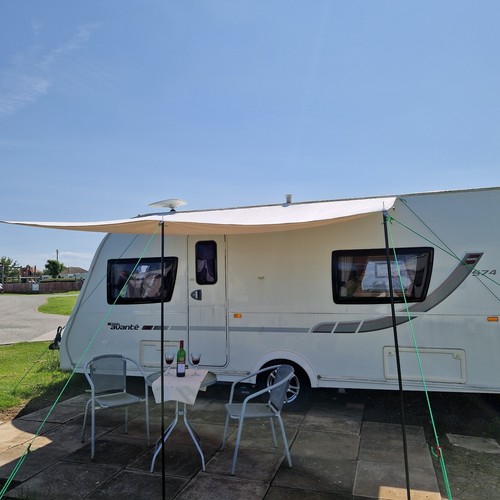 Caravan camper white sun - /camper,
