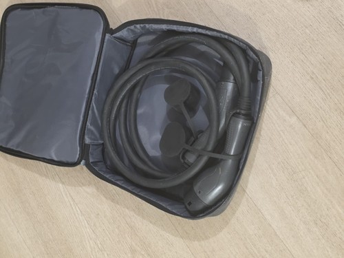 Câble recharge voiture - de,