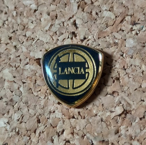 Pin lancia italy automobile - lancia,