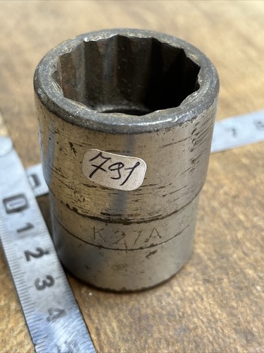 791 outil ancien douille - n.,