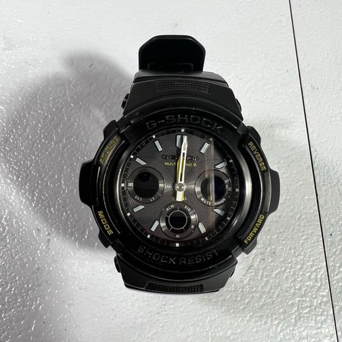 Montre solaire radiocommandée