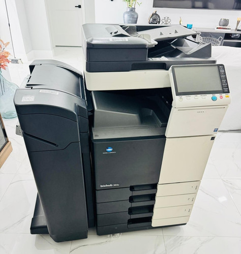 Konica minolta bizhub - konica,