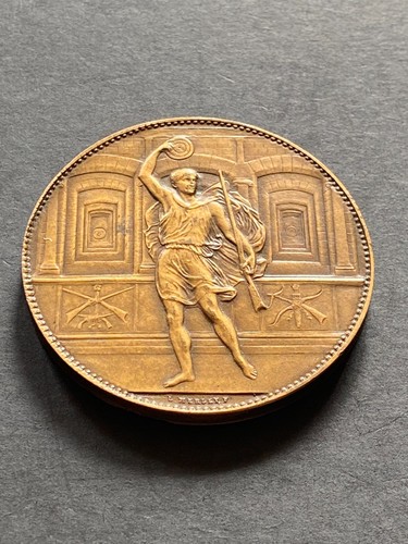 Belle médaille tir par - mÉdaille,