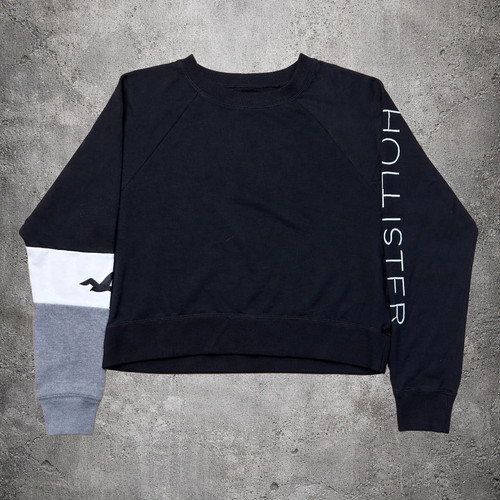 Black crewneck sweater - ,