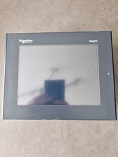 XBTGT4330 - SCHNEIDER