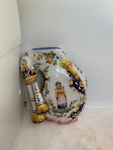 Ancienne bouquetiere - bouquetiere, en