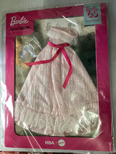 Collection De Mode Barbie Crystal Barbie Robe 65e Année