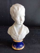 Buste En Biscuit D'après