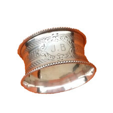 Rond de serviette monogrammé