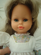 POUPEE MICHELA  MARTINE DE