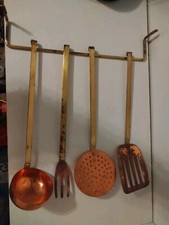 Serviteur Ustensiles De Cuisines En Cuivre Et Laiton