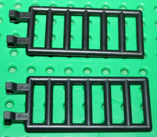 Lot de 2 barrières noires avec 2 clips Lego Black Bar 7x3 with double clips