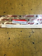 1 autocollant monster 900 metallic i.e. ducati monster 900 2000 43610941aa