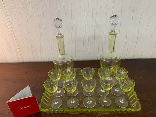 Service liqueur ouraline - , en