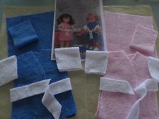 2 kits vêtements poupée