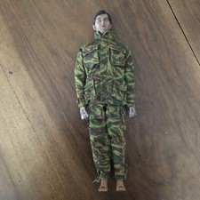 DID  1/6 TENUE PARA FRANCAIS INDOCHINE/ALGERIE + FIGURINE MARCEL