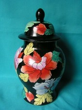 VASE POT COUVERT PORCELAINE