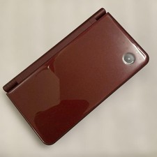 Nintendo DSi LL Wine Red avec