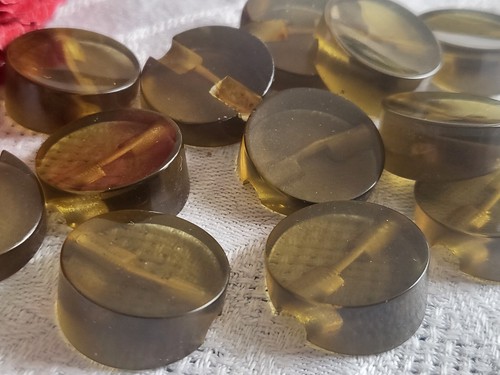 Lot jolis boutons anciens - lot,